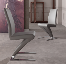 <strong>LA SEGGIOLA</strong> - Zeus